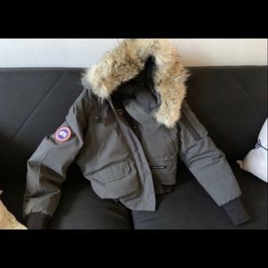 XS CANADA GOOSE WOMEN GREY